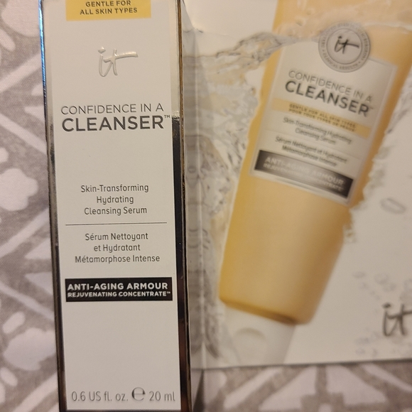 Beauty Items - Picture 2 of 7